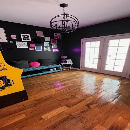 Villa Stylish Cozi Abode Of Atlanta